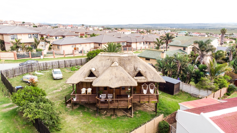 2 Bedroom Property for Sale in Wavecrest Eastern Cape